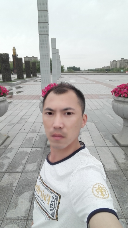 天平的第一张照片--海城交友中心